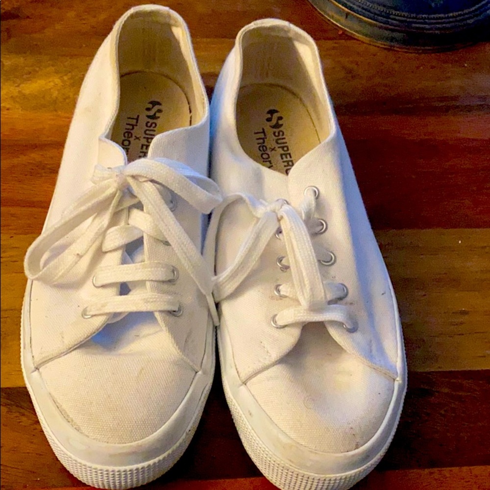 SupergraXTheory Sneakers